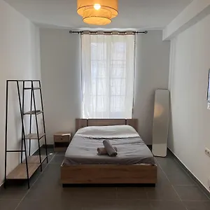 1 Personne Tarbes
